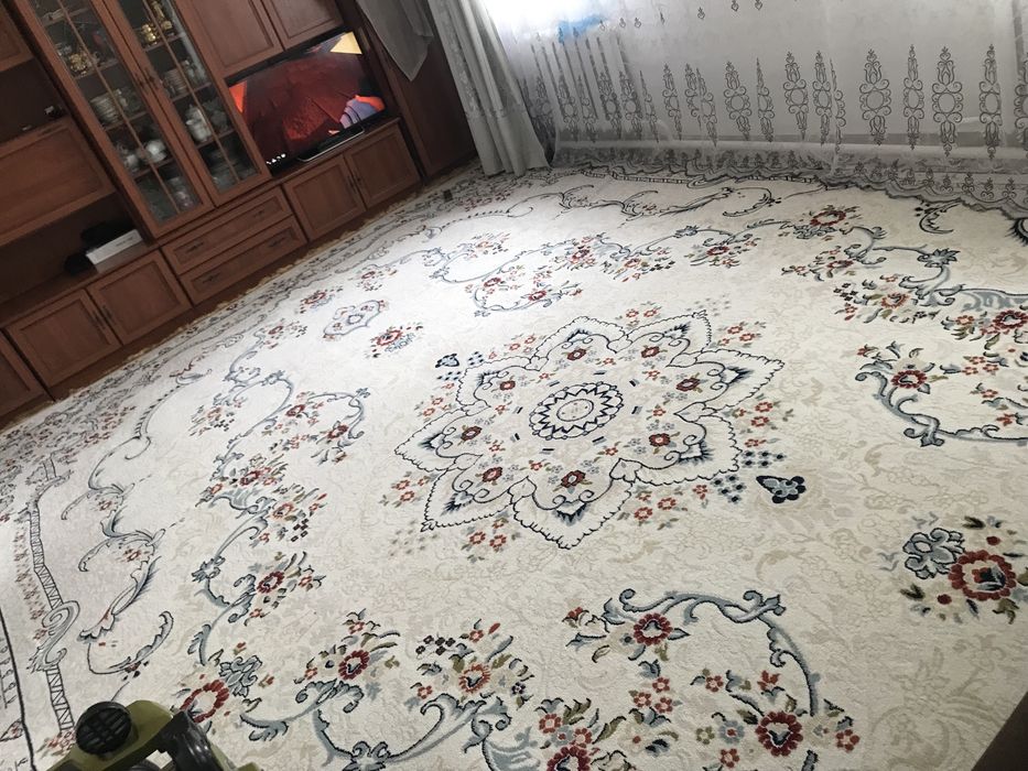 ковер 4*6 в хорошем состоянии
