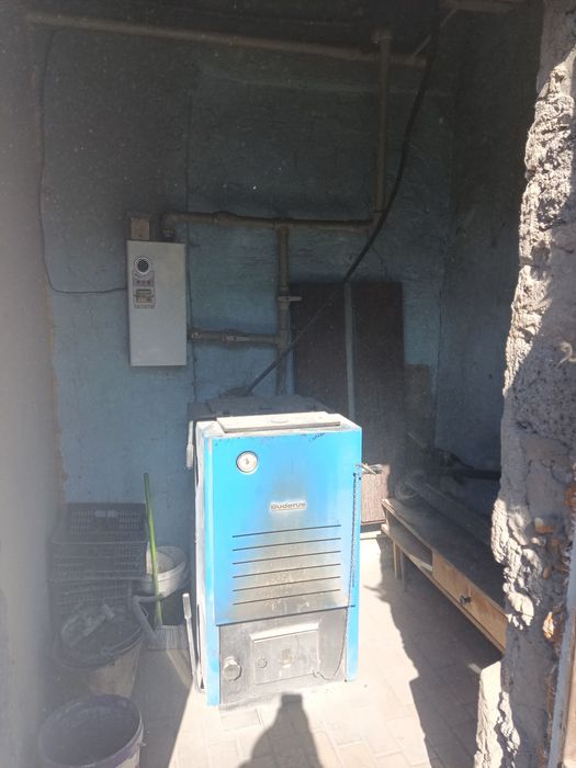 Продам пол дома на 64 квартале