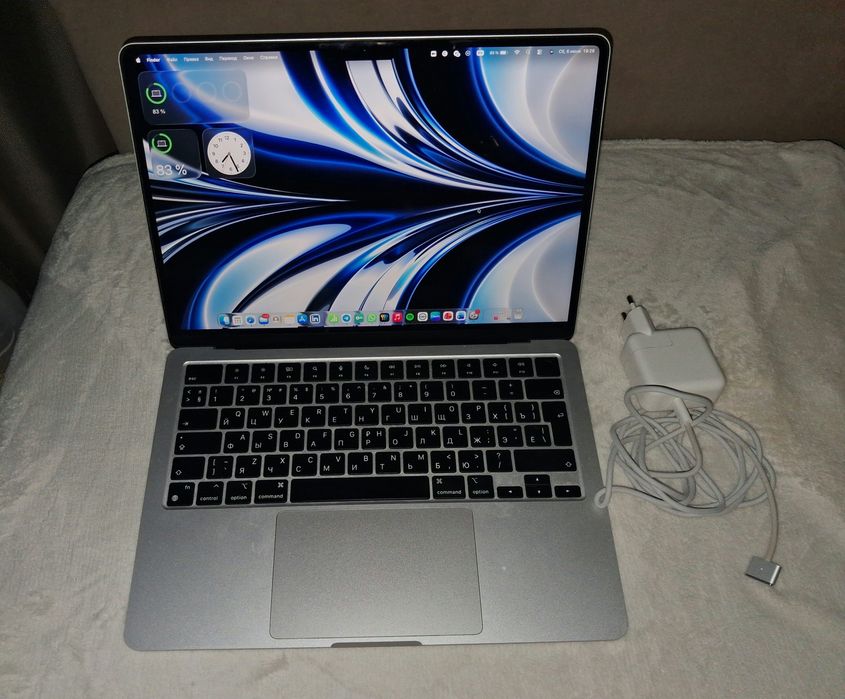 MacBook Air M2 8/256GB • Идеал • АКБ 94% • Коробка