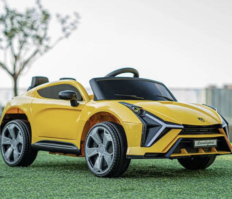 Продам детскую машину