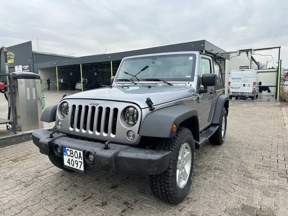 Jeep Wrangler 3.6L W6 бензин