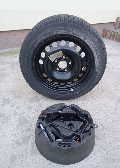 Set covorașe auto originale cauciuc Opel Astra H - roată rezerva cu kit