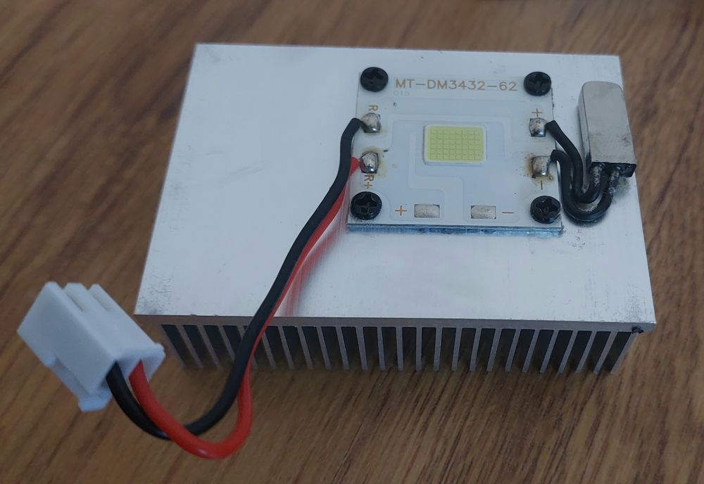 Запчасти на Проектор