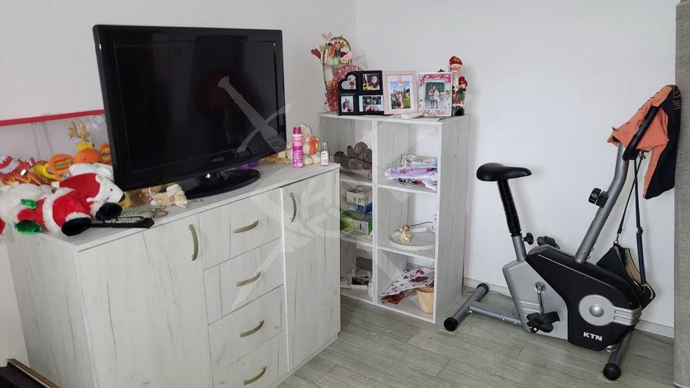 Продава се Тристаен апартамент в Бургас, Възраждане - 96 кв.м за 1719 €/кв.м - Снимка #3