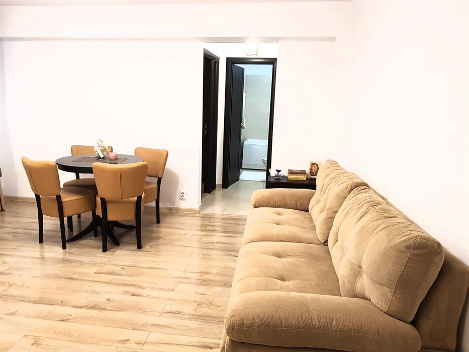 Inchiriez apartament 2 camere, zona centrala, DISPONIBIL DIN IANUARIE