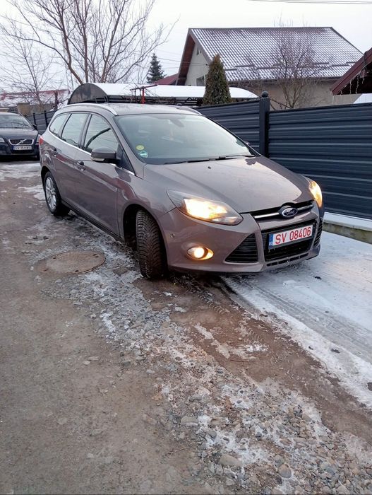 Vând Ford focus 2013