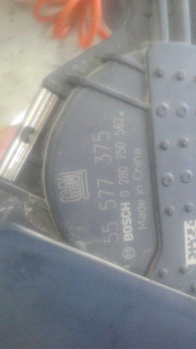 дроселний заслонка трекер 1  Орландо 1.8л