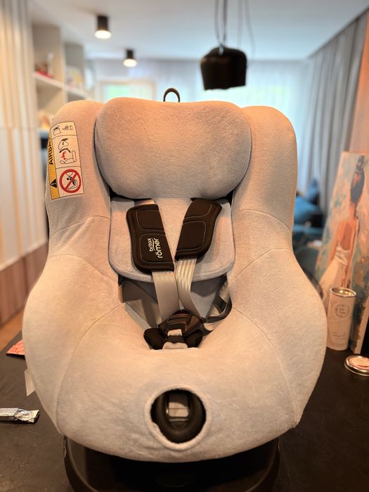 Детско столче за кола Britax Römer DUALFIX² R