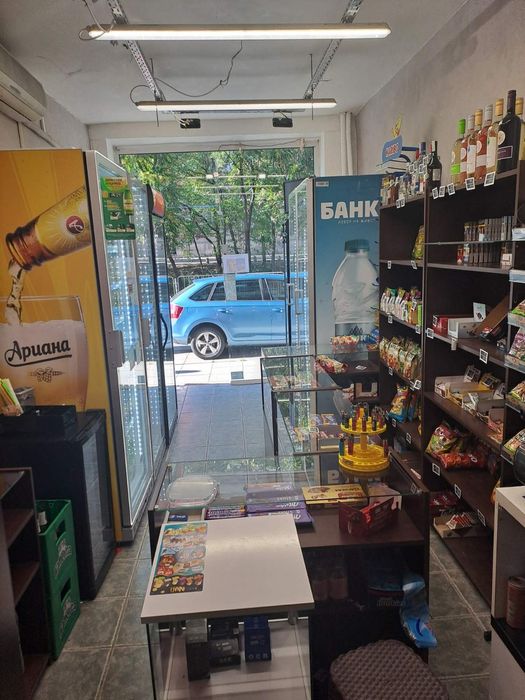 Дава се под наем Магазин в София, Докторски паметник - 45 кв.м за 612 € - Снимка #4