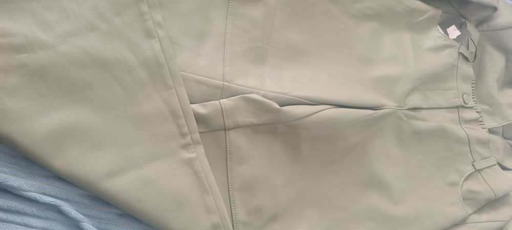 Продам костюм брюки и пиджак