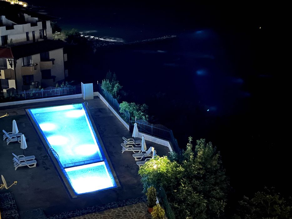 Продава се Двустаен апартамент в Свети Влас - 80 кв.м за 1 €/кв.м - Снимка #13