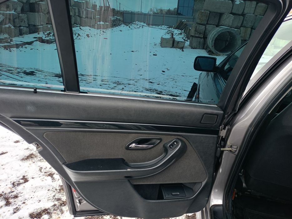 Продам автомобиль Бмв