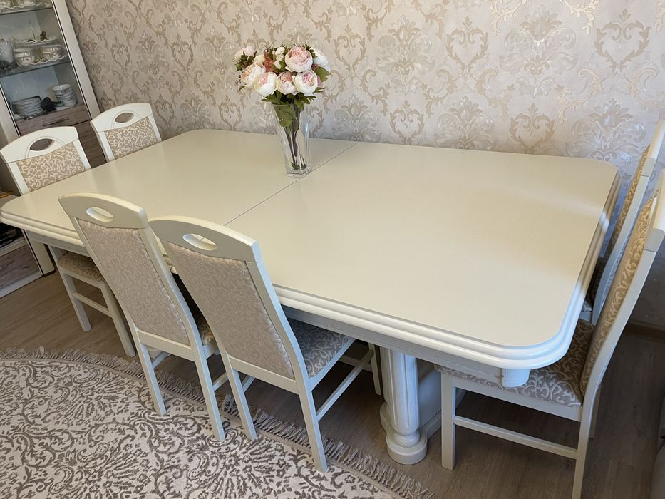 Стол раскладной со стульями