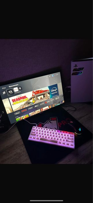 монитор 60грц с кранштейном