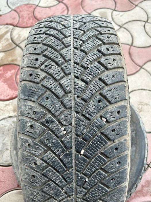 Продам зимнюю резину