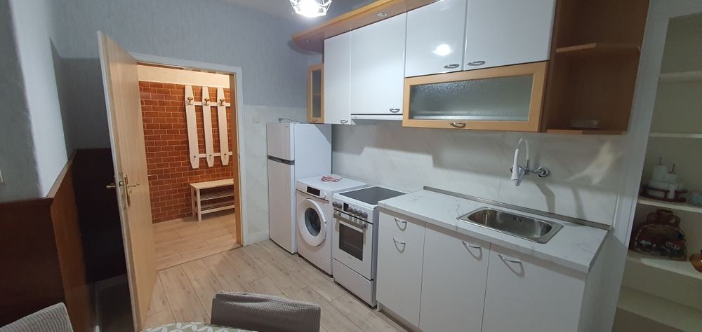 Дава се под наем Двустаен апартамент в София, Изток - 68 кв.м за 650 € - Снимка #3