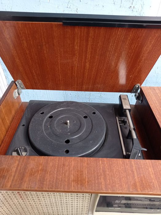 Радио приемник СССР РЕКОРД 311