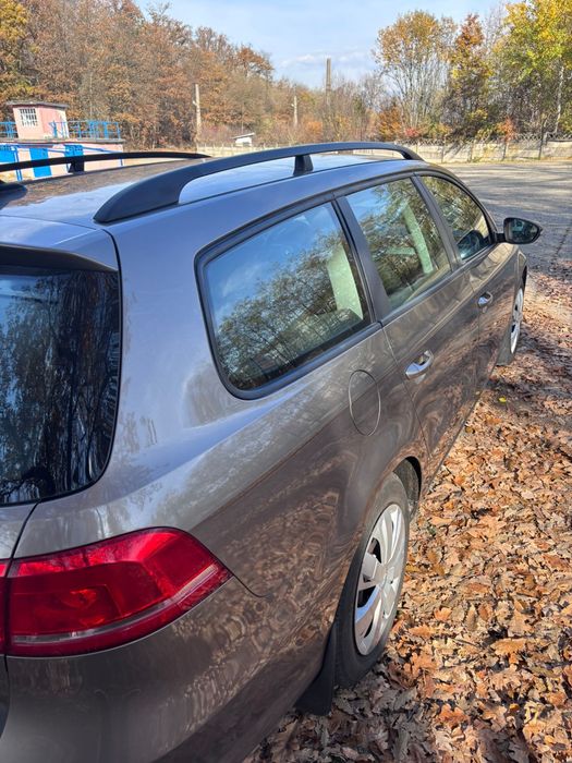 VOLKSWAGEN Passat 2011 — imagine 4