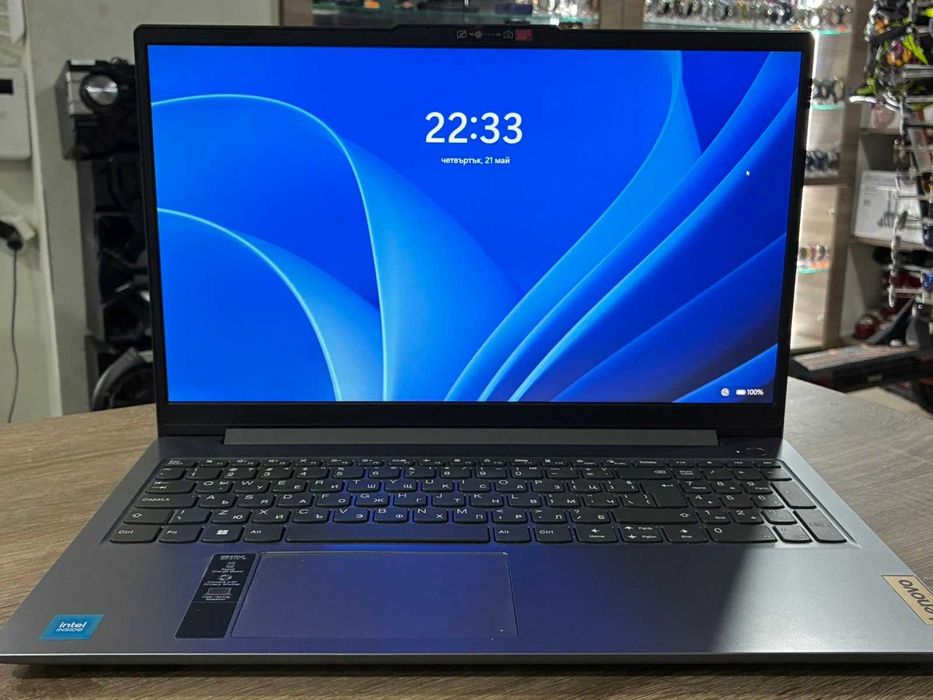 Лаптоп Lenovo Idea Pad Slim 3