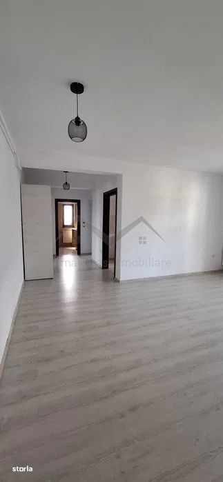 Apartament 3 camere Valea Lupului strada Mestecanis