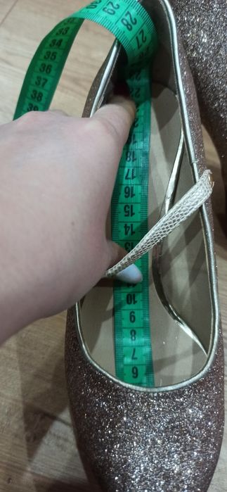 Официални обувки с блясък