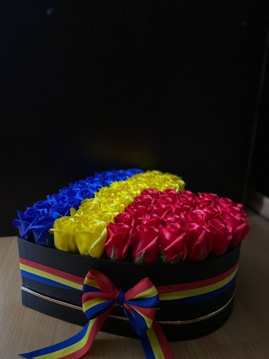 Trandafiri din sapun tricolor