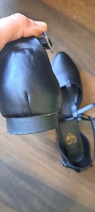 Дамски черни обувки 38/39