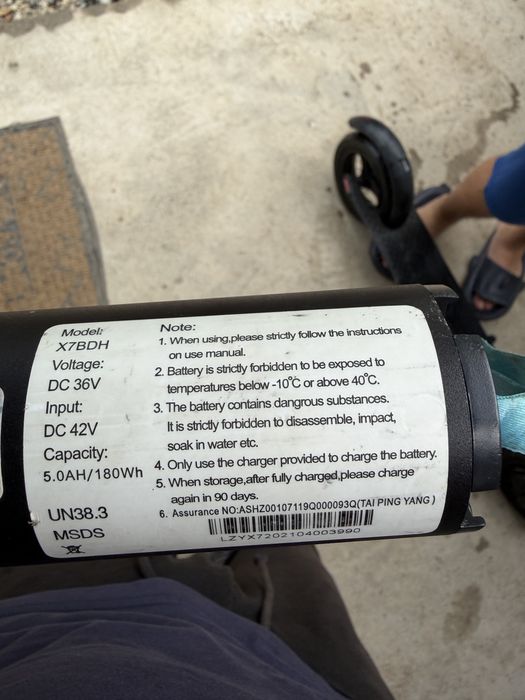 Se vine bicicleta + trotineta electrica cu batere detasabila