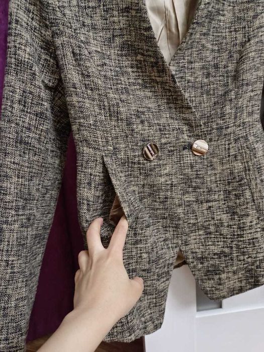 Продам пиджак 8000