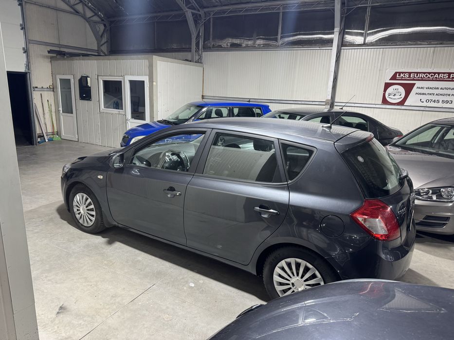 KIA Ceed 2011 — imagine 3