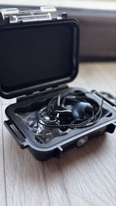 Pachet complet sistem wireless + casti in-ear