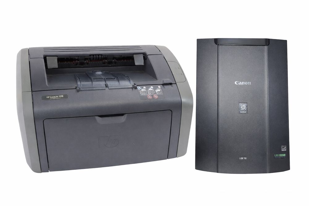 Принтер HP LaserJet 1018 + скенер Canon LiDE 110 комплект