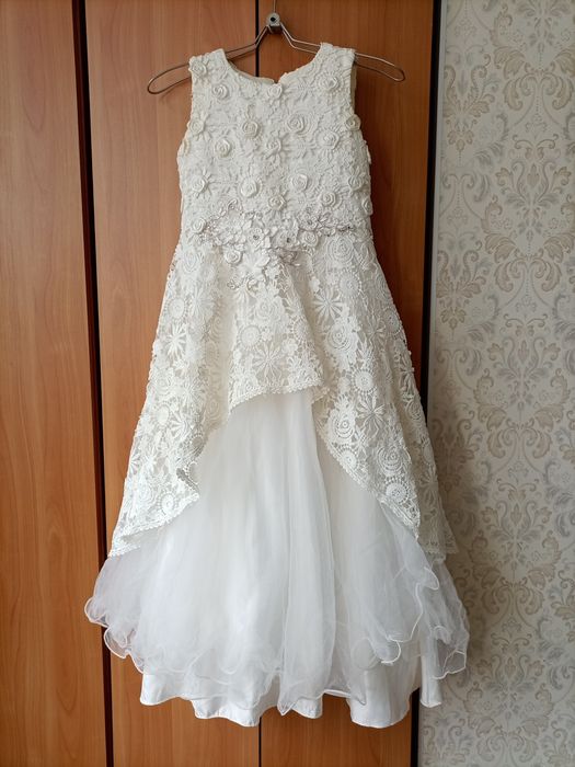 Праздничное платье для девочек