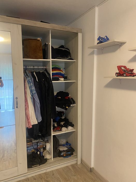 Dressing culoare deschisă