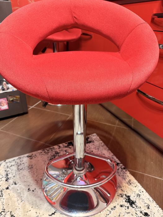 Scaune de bar cu inaltime reglabila