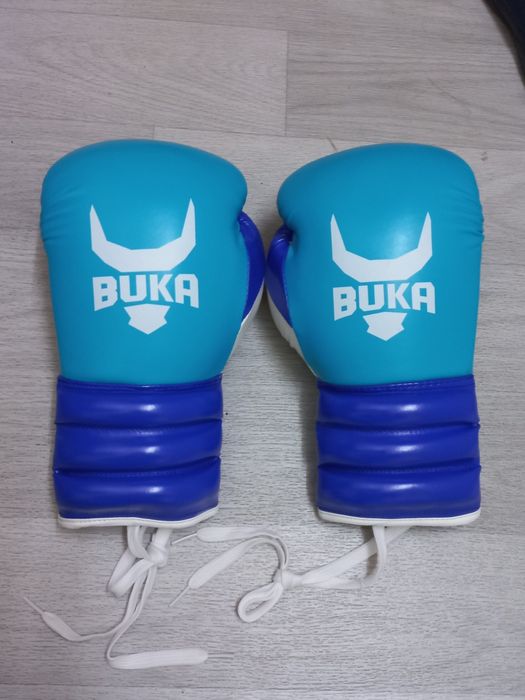 Перчатки боксерские Buka