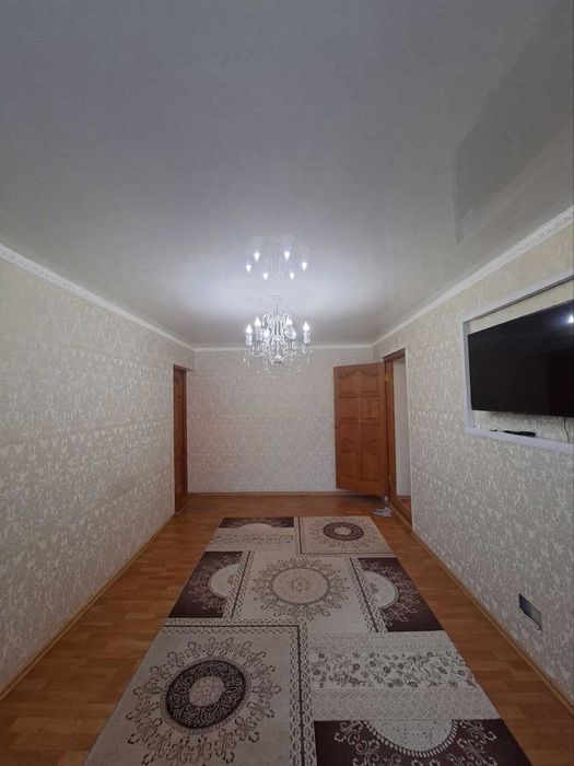 Продам 4комн кв 11мкр улучшенная