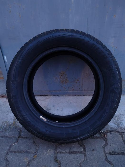 Vând anvelope diferite dimensiuni