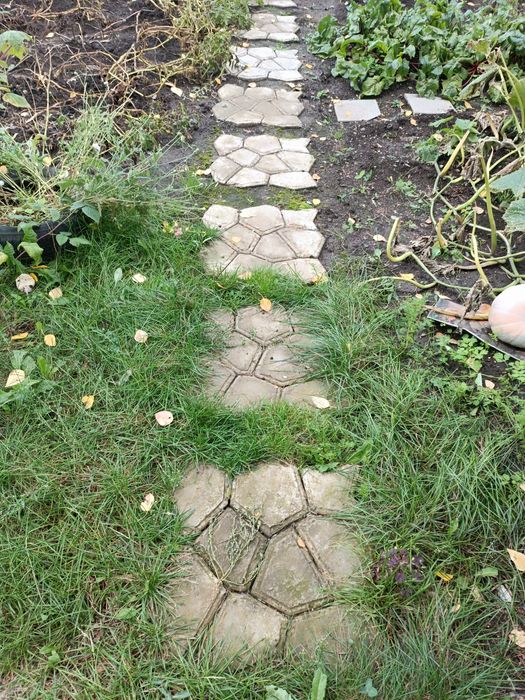 Продам плитку для садовой дорожки