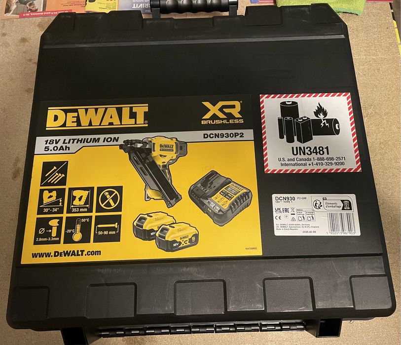 Dewalt DCN930P2-QW XR. Pistol Profesional de Batut Cuie in Lemn 90mm. Original Nou.