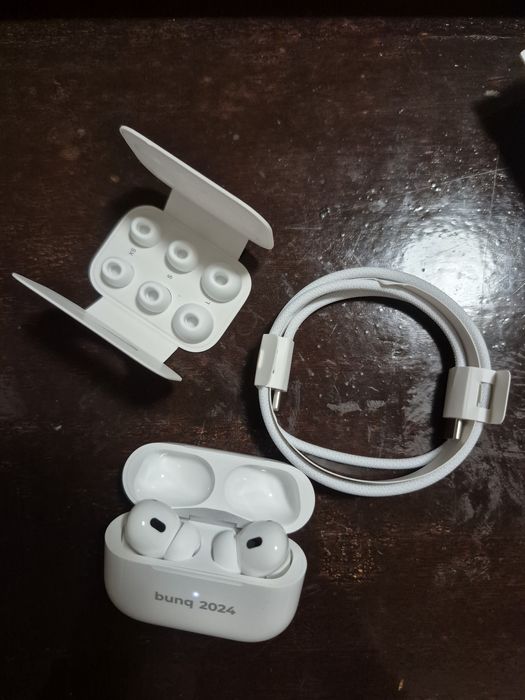 AirPods Pro ( 2nd generation)