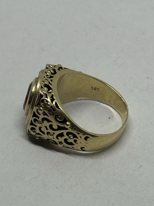 златен мъжки пръстен 8.65гр 14к 585