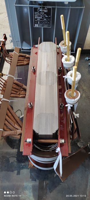 Силовой масляный трансформатор ТМ-25/2500, напряжение 10/6 кВ.