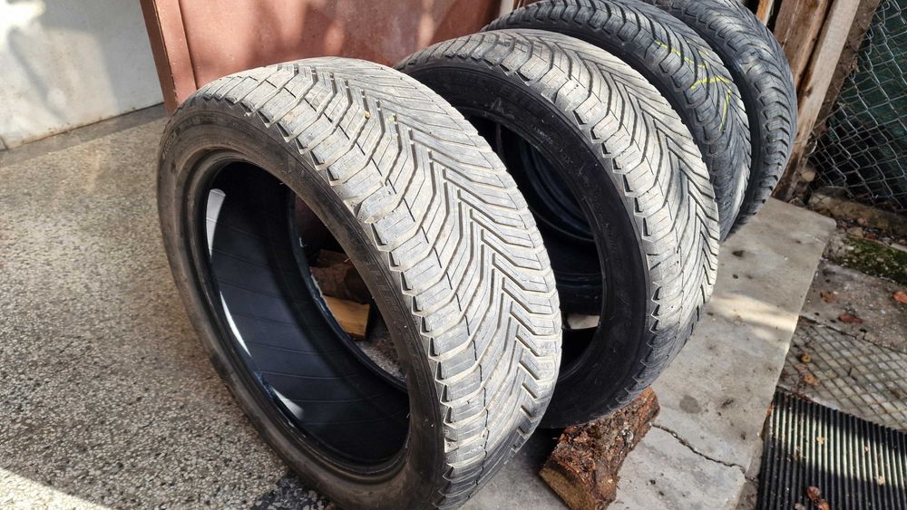 4 бр. Всесезонни гуми Michelin CrossClimate 2 – 225/45 R17 94Y XL (DOT 3821, Made in Spain)
