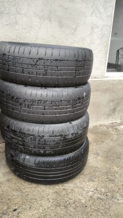 Шины  с дисками  в хорошем состоянии