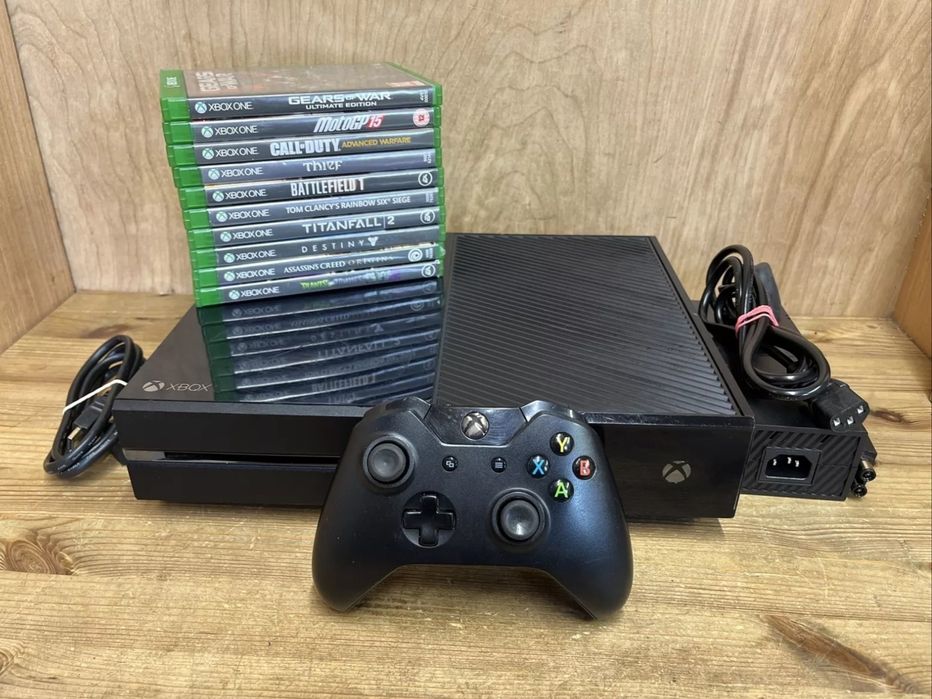 Запазена и напълно работеща Конзола Xbox one