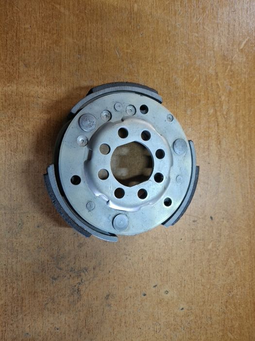 Ambreiaj Aprilia Scarabeo Atlantic  Gilera  Beverly  X9 Vespa 250-300c