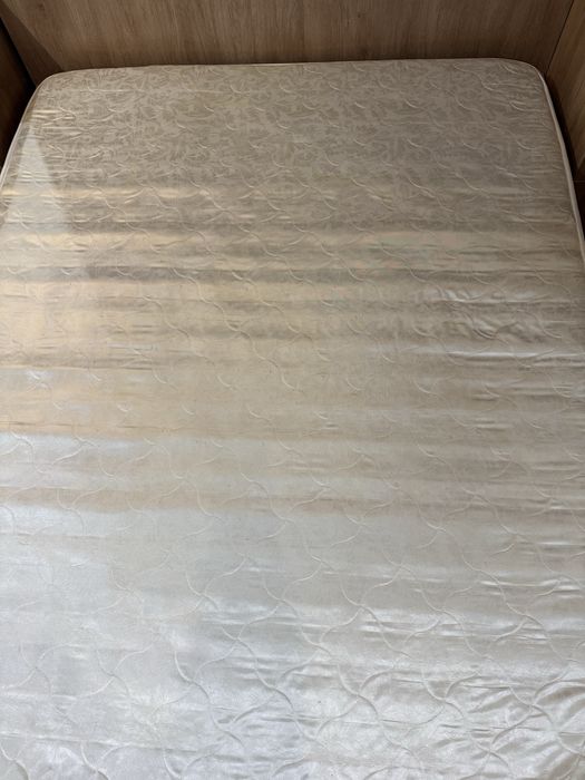 Продам матрас 160*200