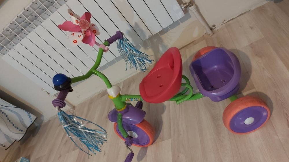 Велосипед трёхколёсный