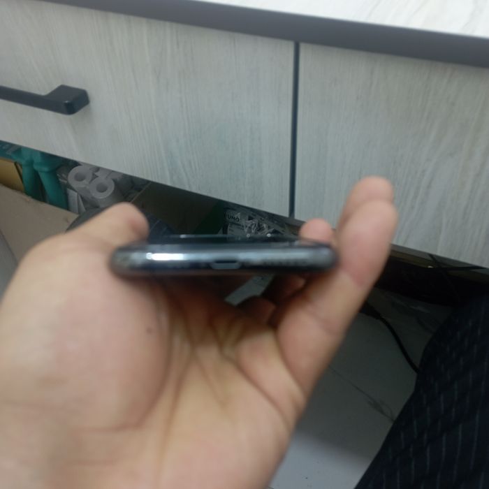 Iphone 11 pro holati zoʻr